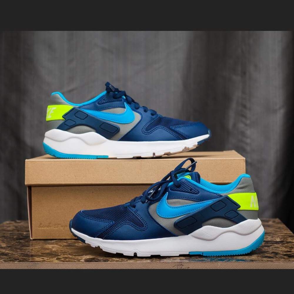 NIKE | Youth LD Victory